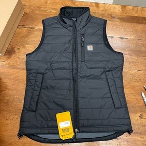 Carhartt Women’s Rain Defender Nylon Insulated Mock-Neck Vest